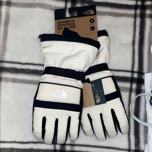 The North Face Women's White and Black Ski Gloves